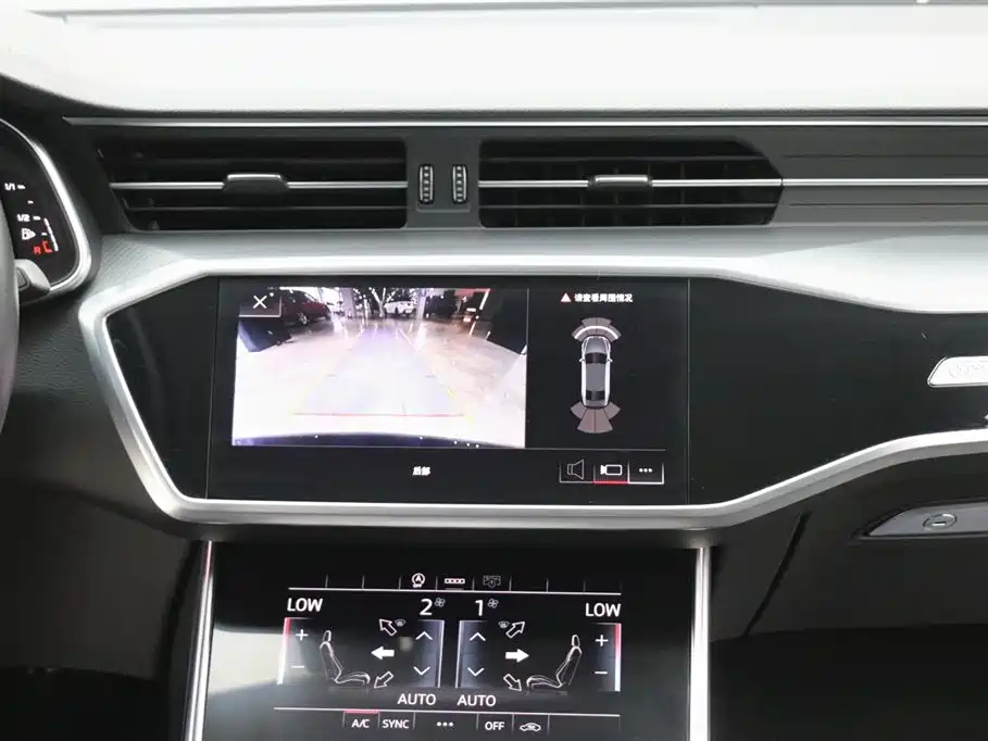 Audi A7L 2024 45TFSI S-line Dream Edition Crystal Package фото 19