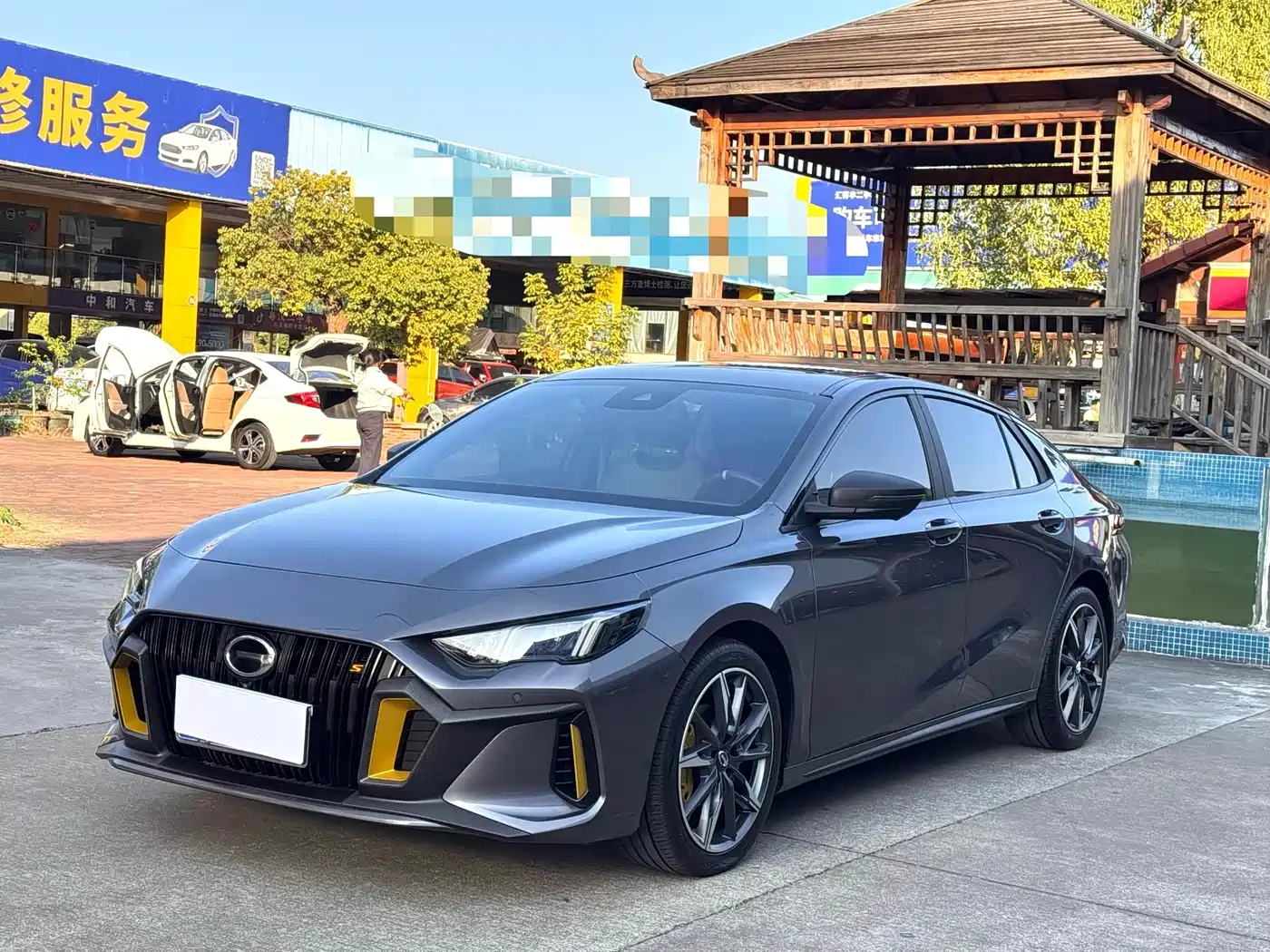 GAC Trumpchi Trumpchi Emkoo 2023 270T DCT J16 Edition