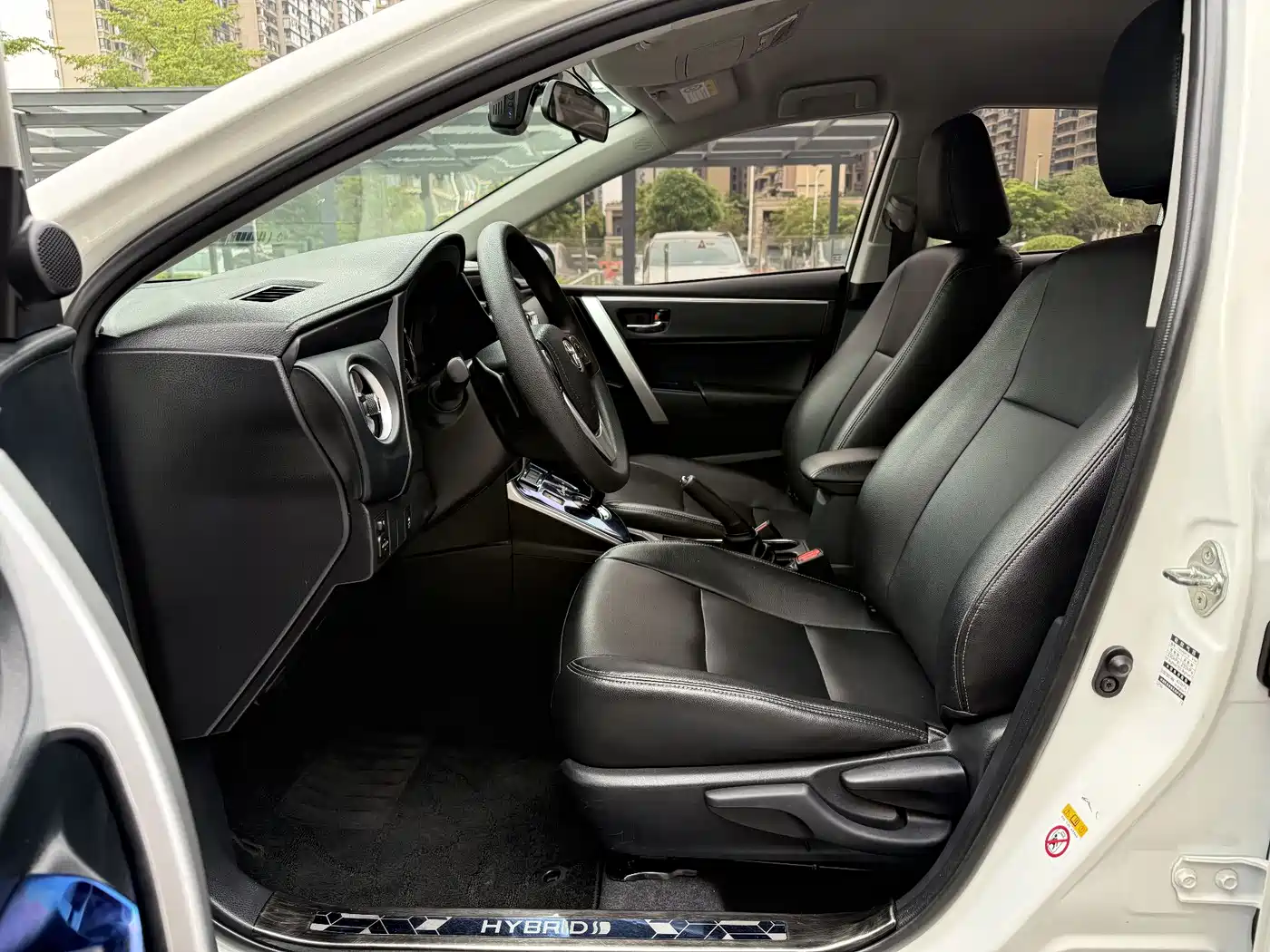 Photo 15 - Toyota Corolla