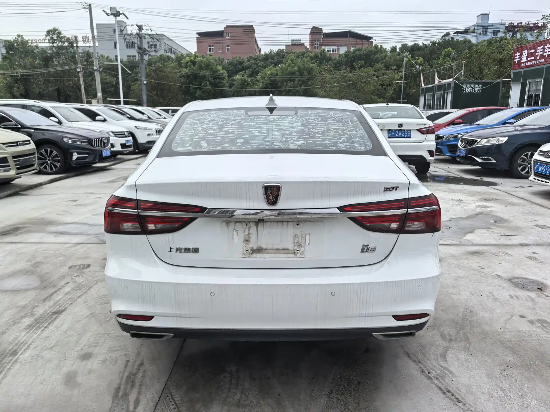 Фото 6 - Roewe i6