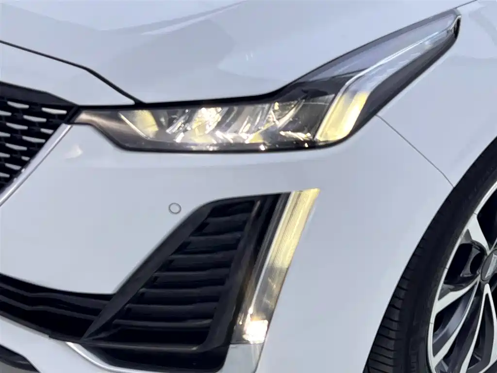 Cadillac CT5 2022 28T Premium Edition фото 12