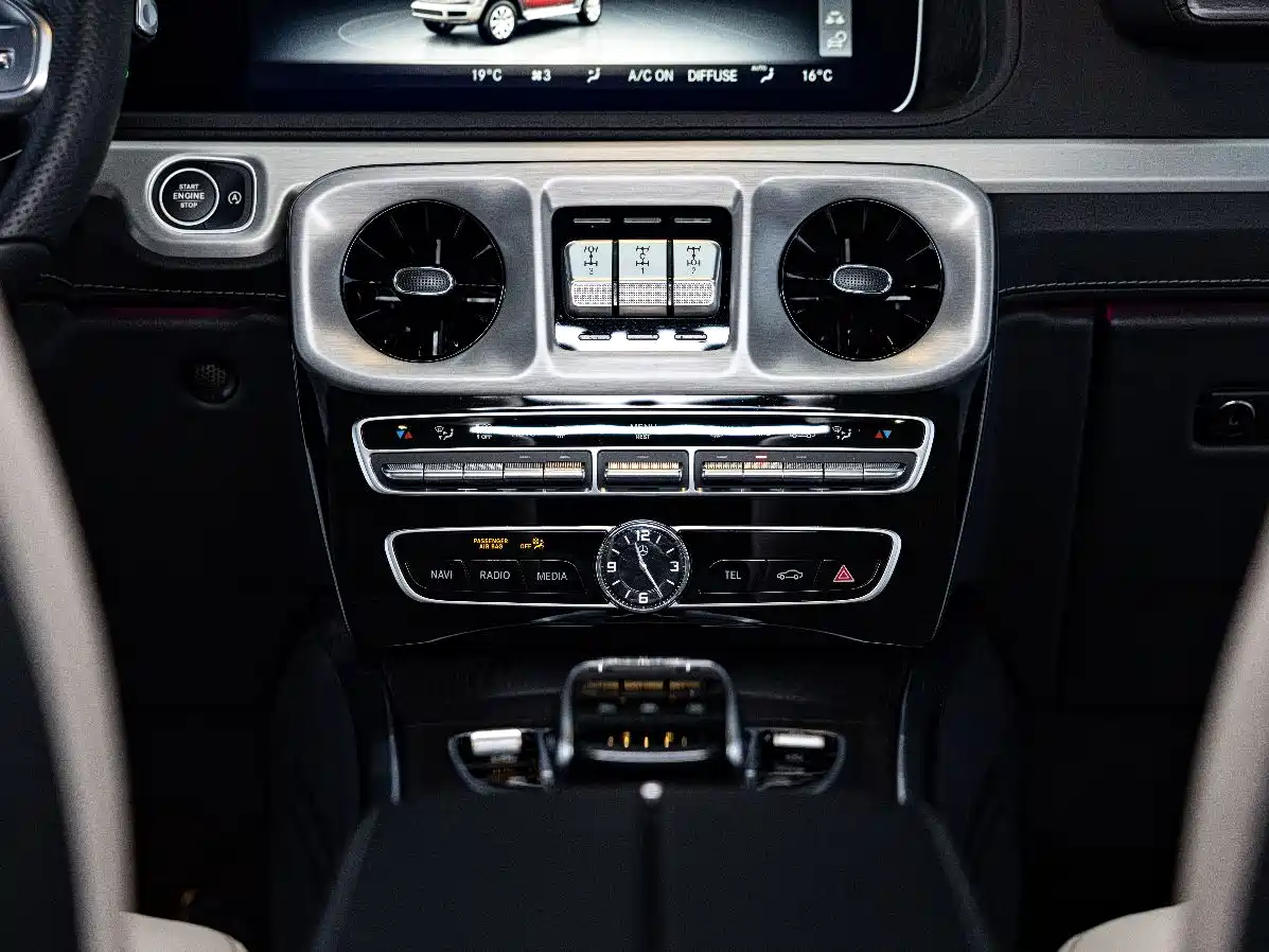 Mercedes-Benz G-Class 2023 G 350 фото 16