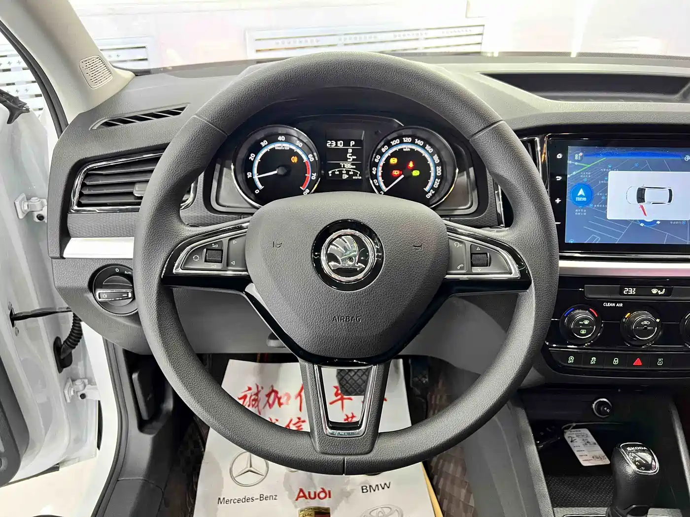 Škoda Kamiq 2023 Facelift 1.5L Auto Comfort Edition фото 10