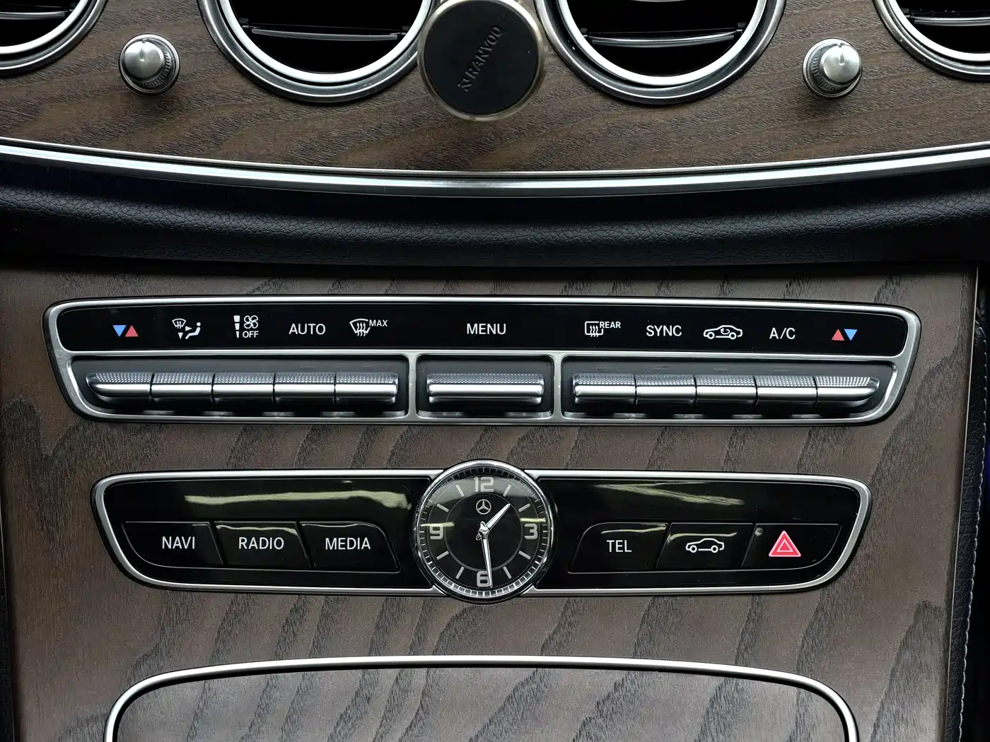 Mercedes-Benz E-Class 2019 Facelift E 300 L Fashion фото 31