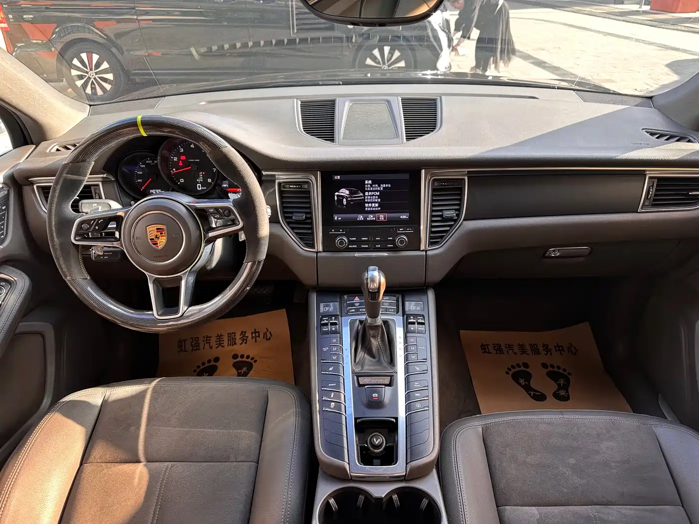 Porsche Macan 2017 Macan 2.0T фото 6