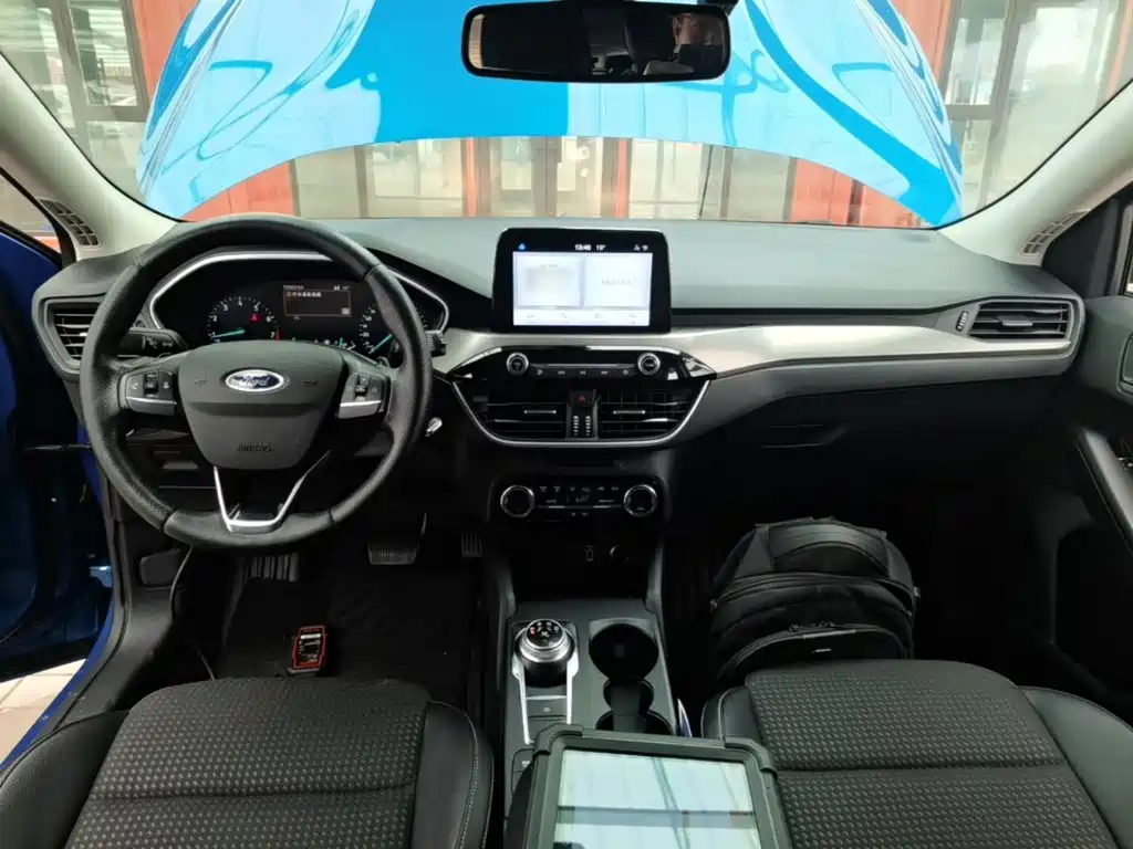 Photo 10 - Ford Focus