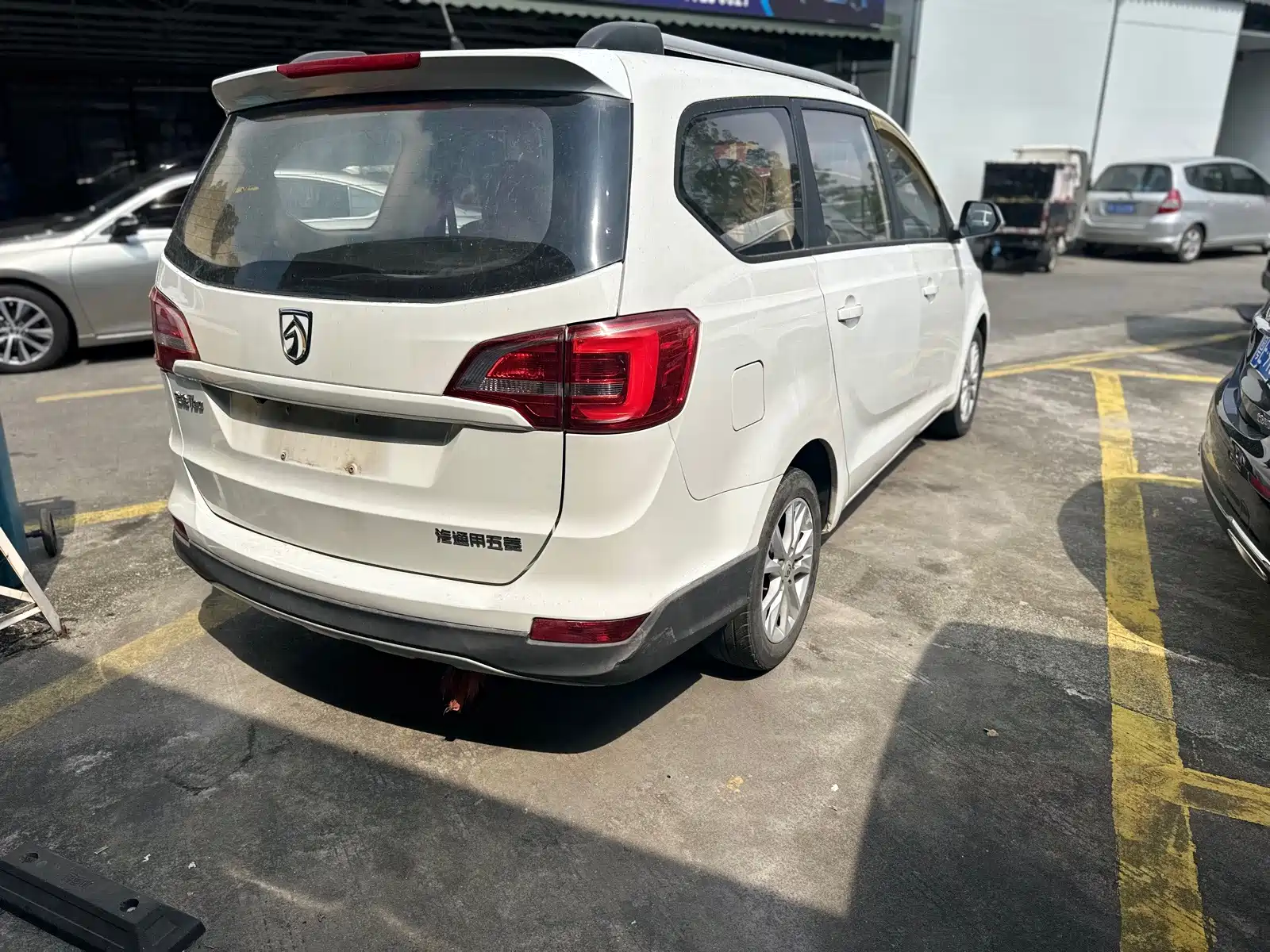 Фото 4 - Baojun 730