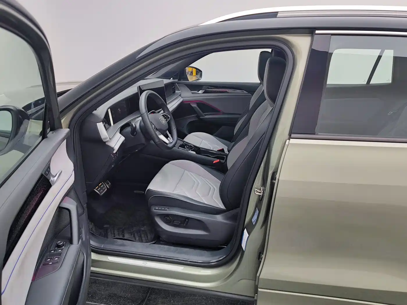 Volkswagen Tayron 2025 2025 Model Tayron L 380TSI 4WD Luxury Easy Package