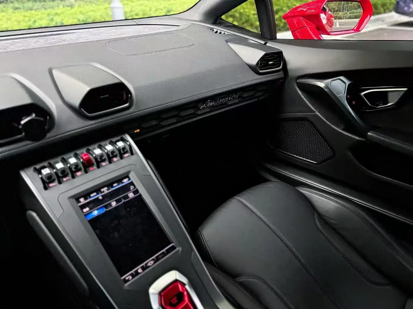 LAMBORGHINI HURACÁN