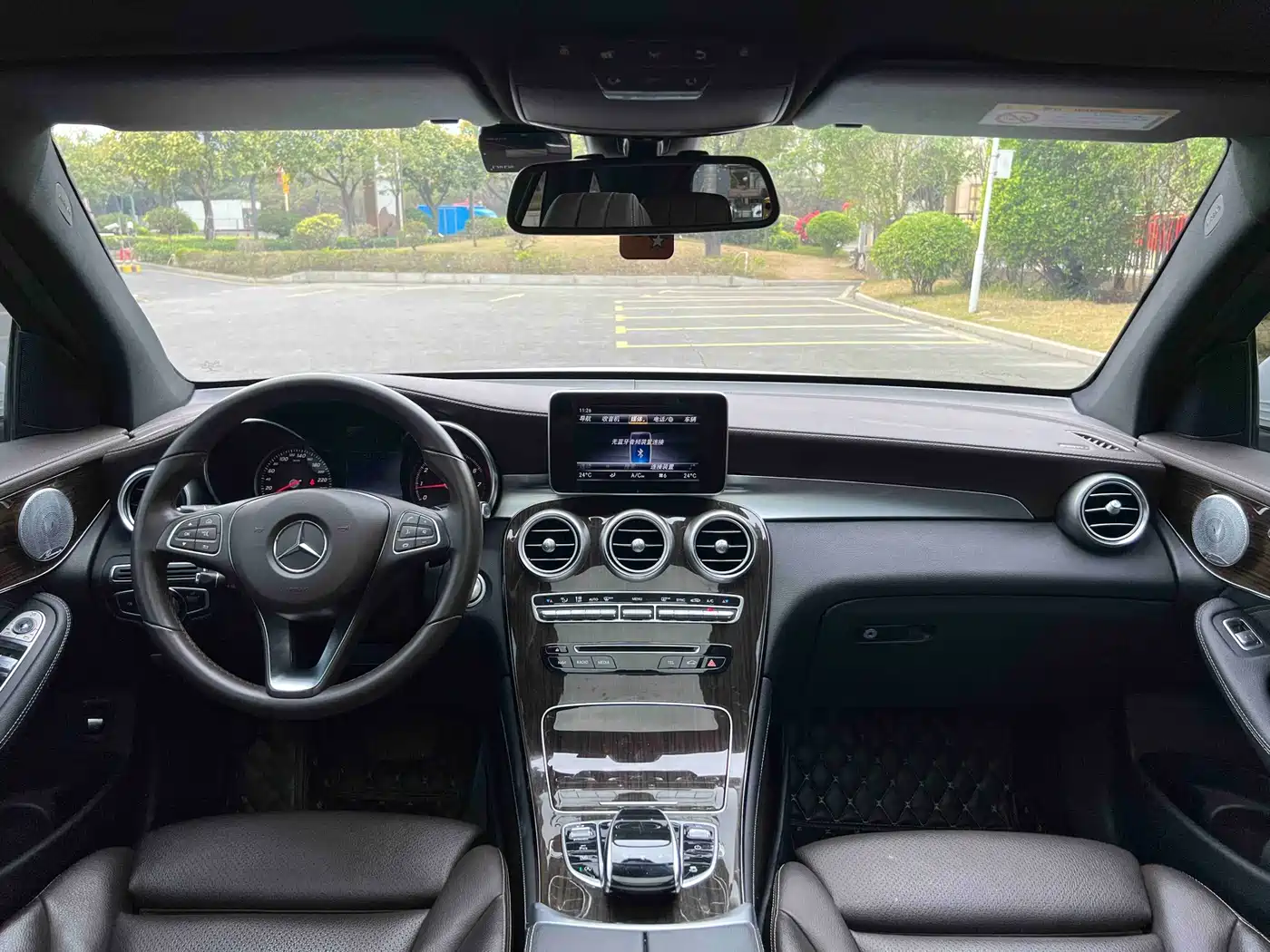 Mercedes-Benz GLC 2018 GLC 260 4MATIC Dynamic фото 12