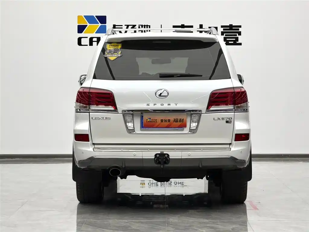 Lexus LX фото 20