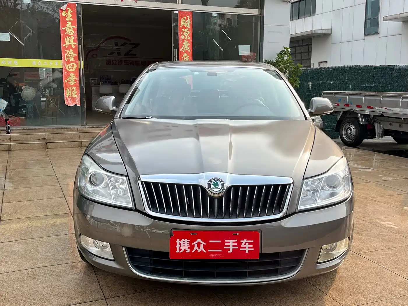 Škoda Octavia 2013 1.6L Automatic Elite Edition фото 3