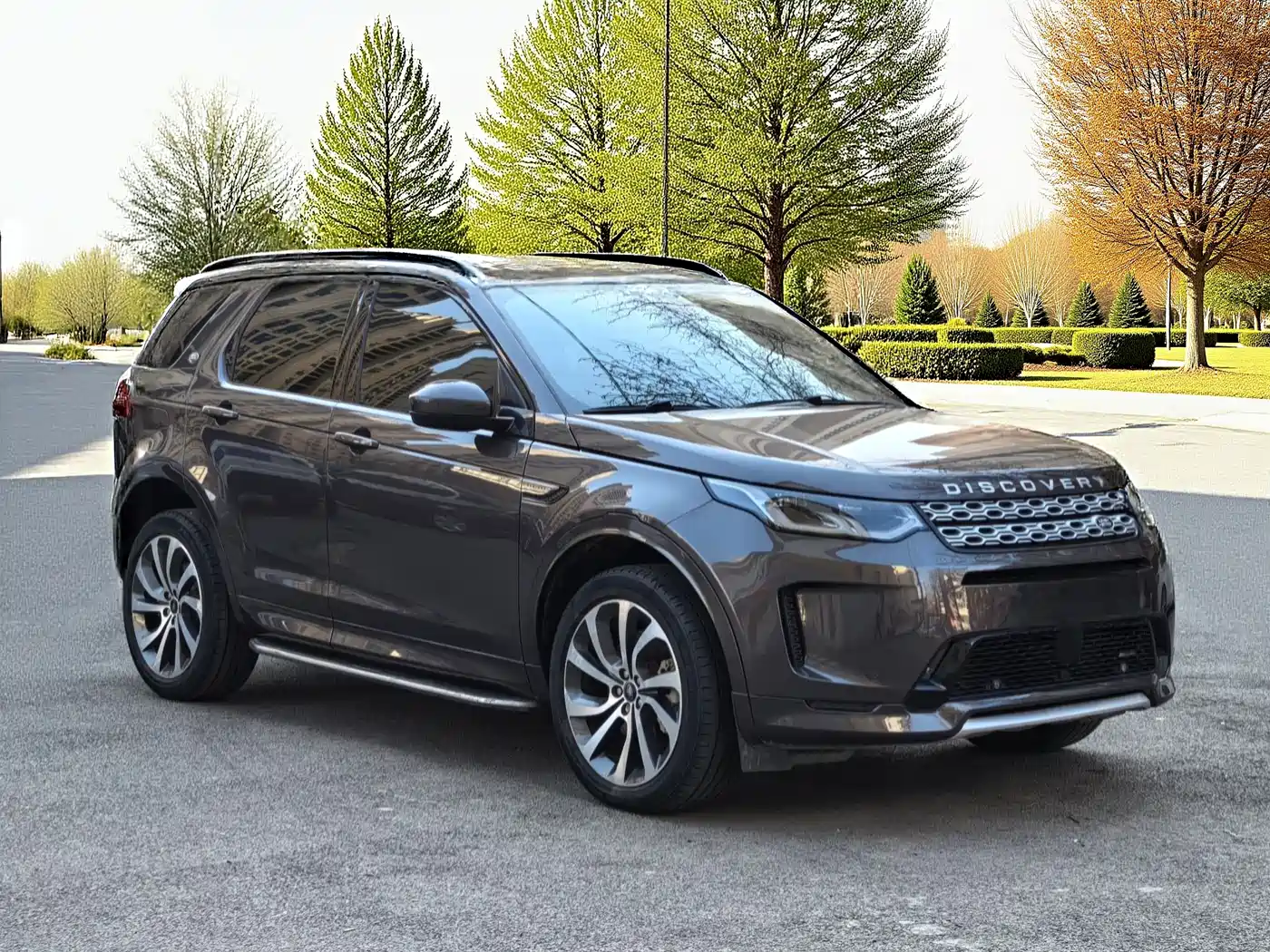 Land Rover Discovery Sport 2022 249PS Metropolis Edition 5-Seater фото 8