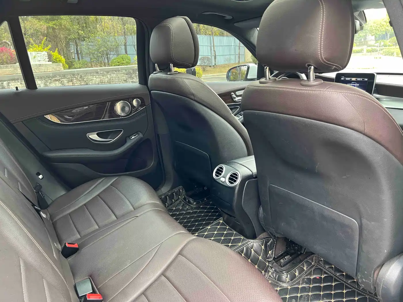 Mercedes-Benz GLC 2018 GLC 260 4MATIC Dynamic фото 11