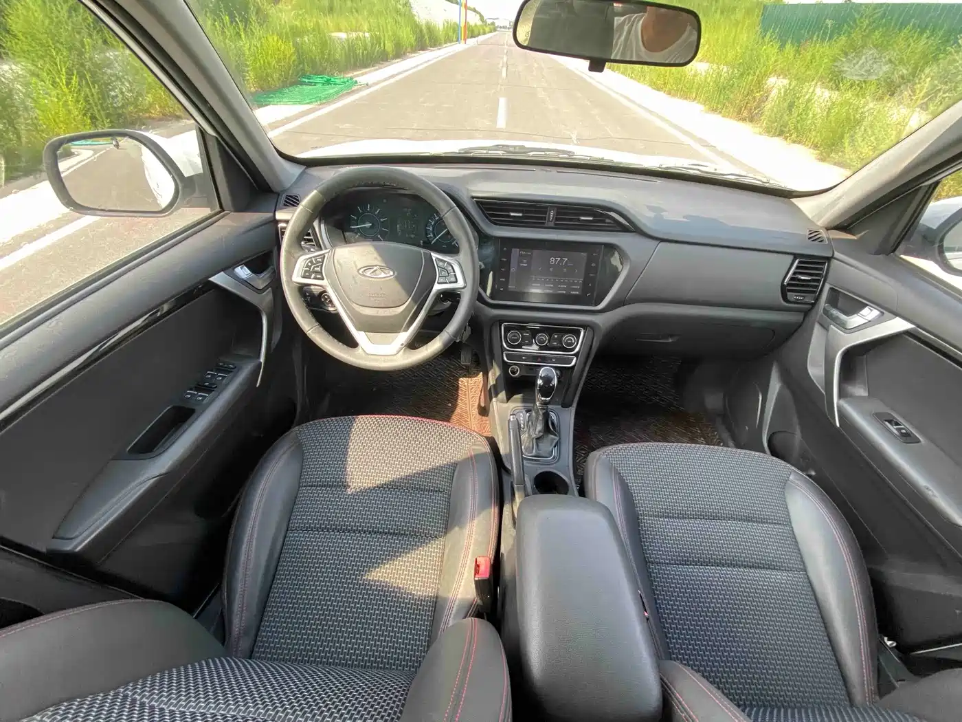 Chery Tiggo 3 2017 2016 1.6L CVT Smart Edition