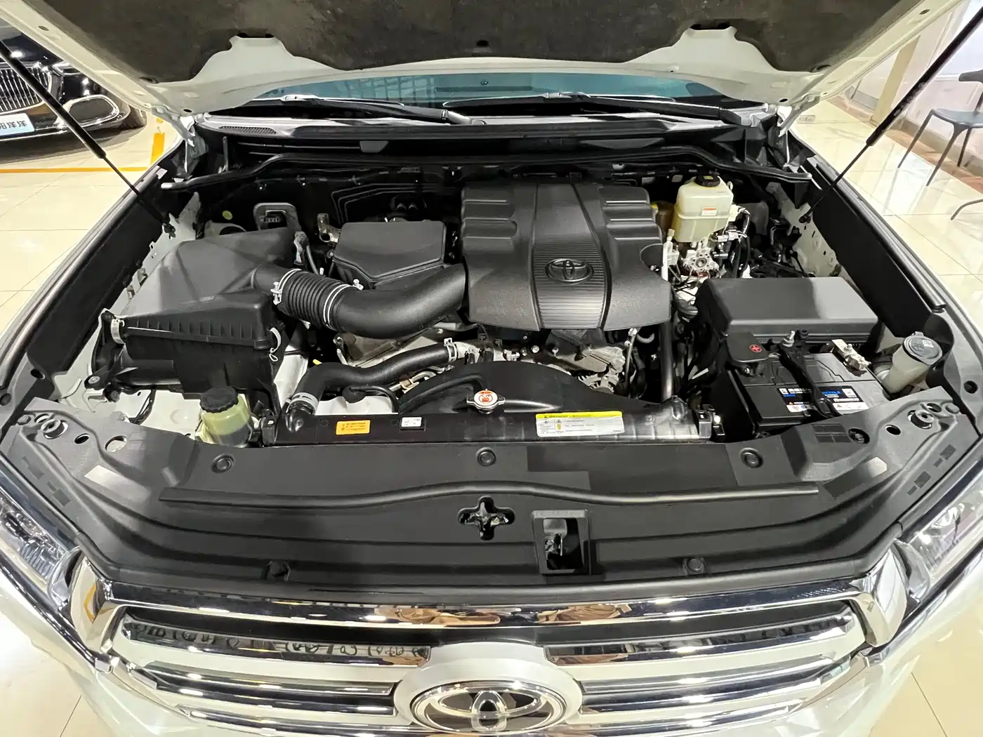 Toyota Land Cruiser (Import) фото 27
