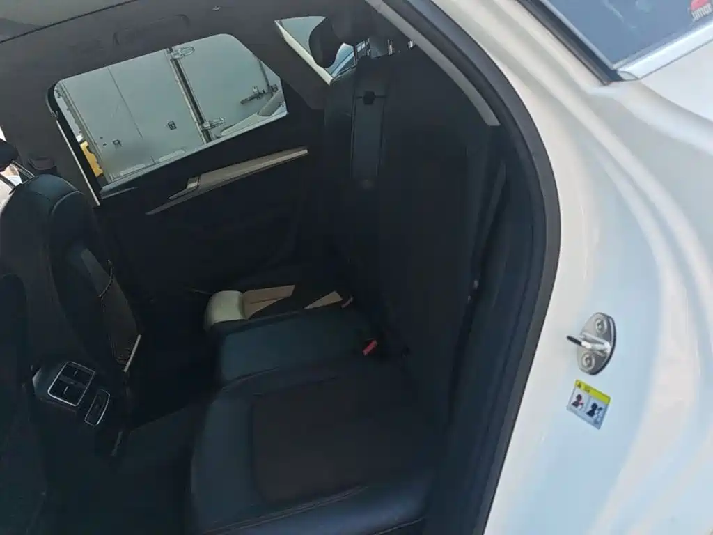 Audi Q5L 2018 2018 40 TFSI Prestige Fashion (China V)