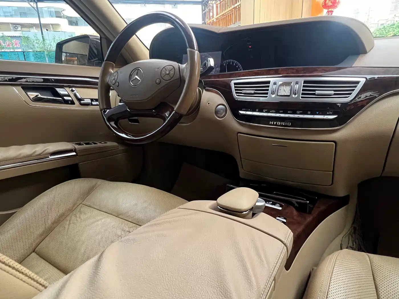 Mercedes-Benz S-Class 2010 Model S 400 L HYBRID фото 33