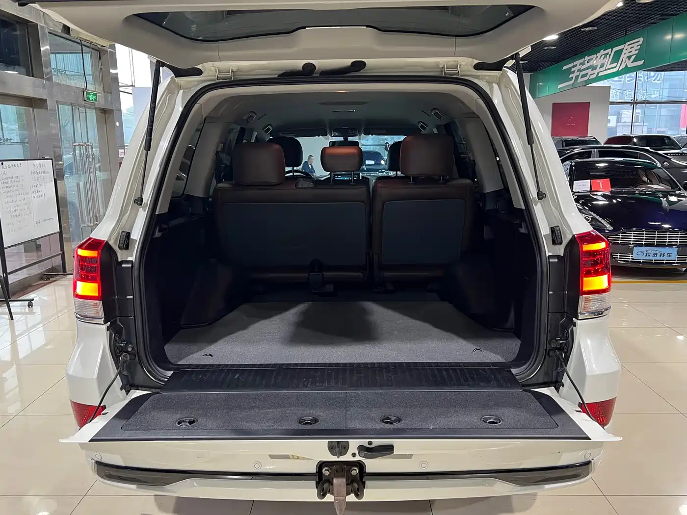 Toyota Land Cruiser (Import) фото 26