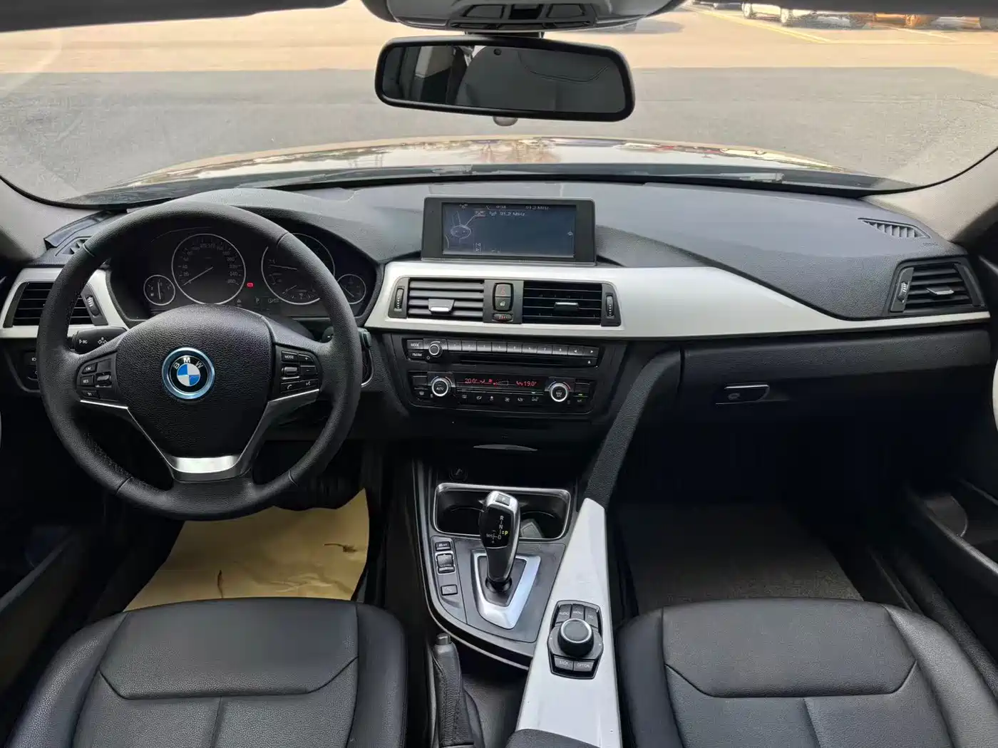 BMW 3 Series 2015 320Li Super Joy Fashion фото 9