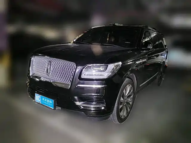 Lincoln Navigator 2019 3.5T Ultimate China VI — фото 1