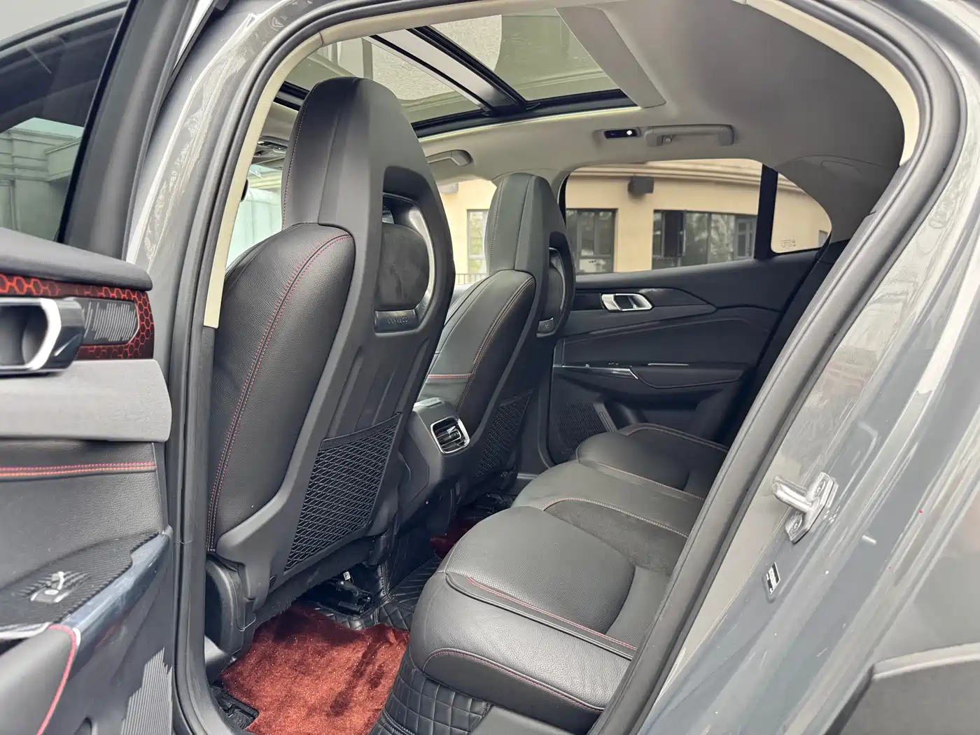Lynk & Co 02 2019 High Energy Edition 2.0T Auto 2WD Pro Version China VI фото 6