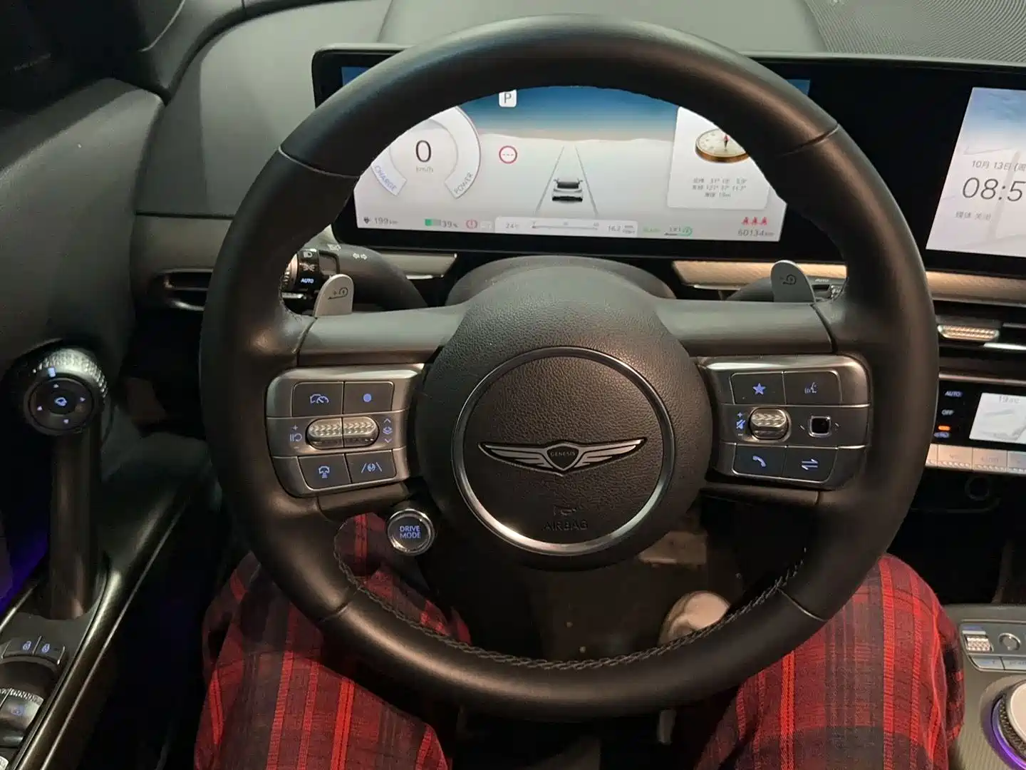 Photo 9 - Genesis GV60