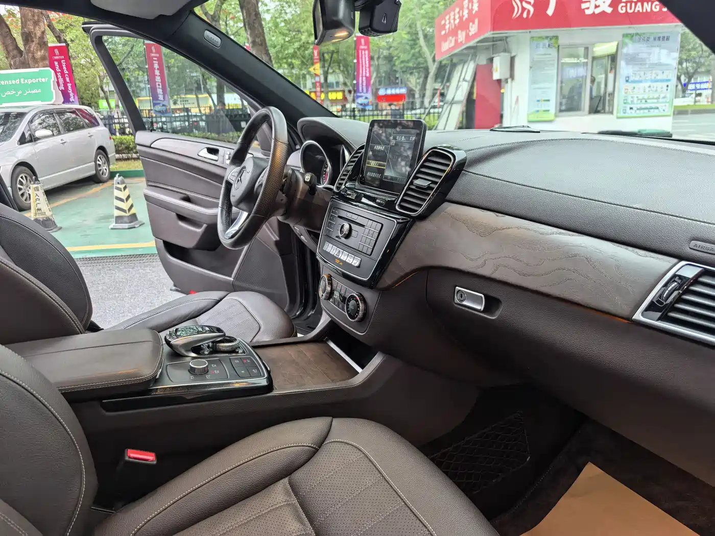 Mercedes-Benz GLE 2017 GLE 400 4MATIC фото 21