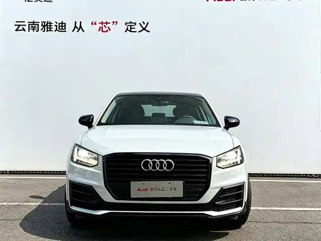 Audi Q2L 2020 35 TFSI Progressive Dynamic Model — фото 1