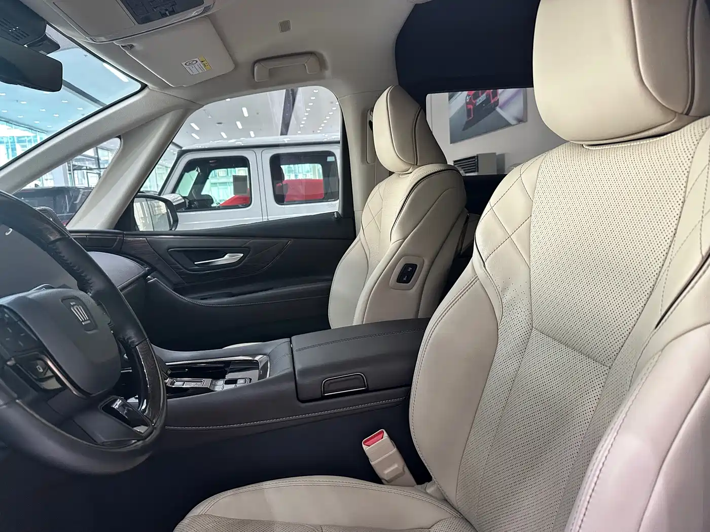Toyota Vellfire 2025 2024 Crown Hybrid 2.5L Premium Edition