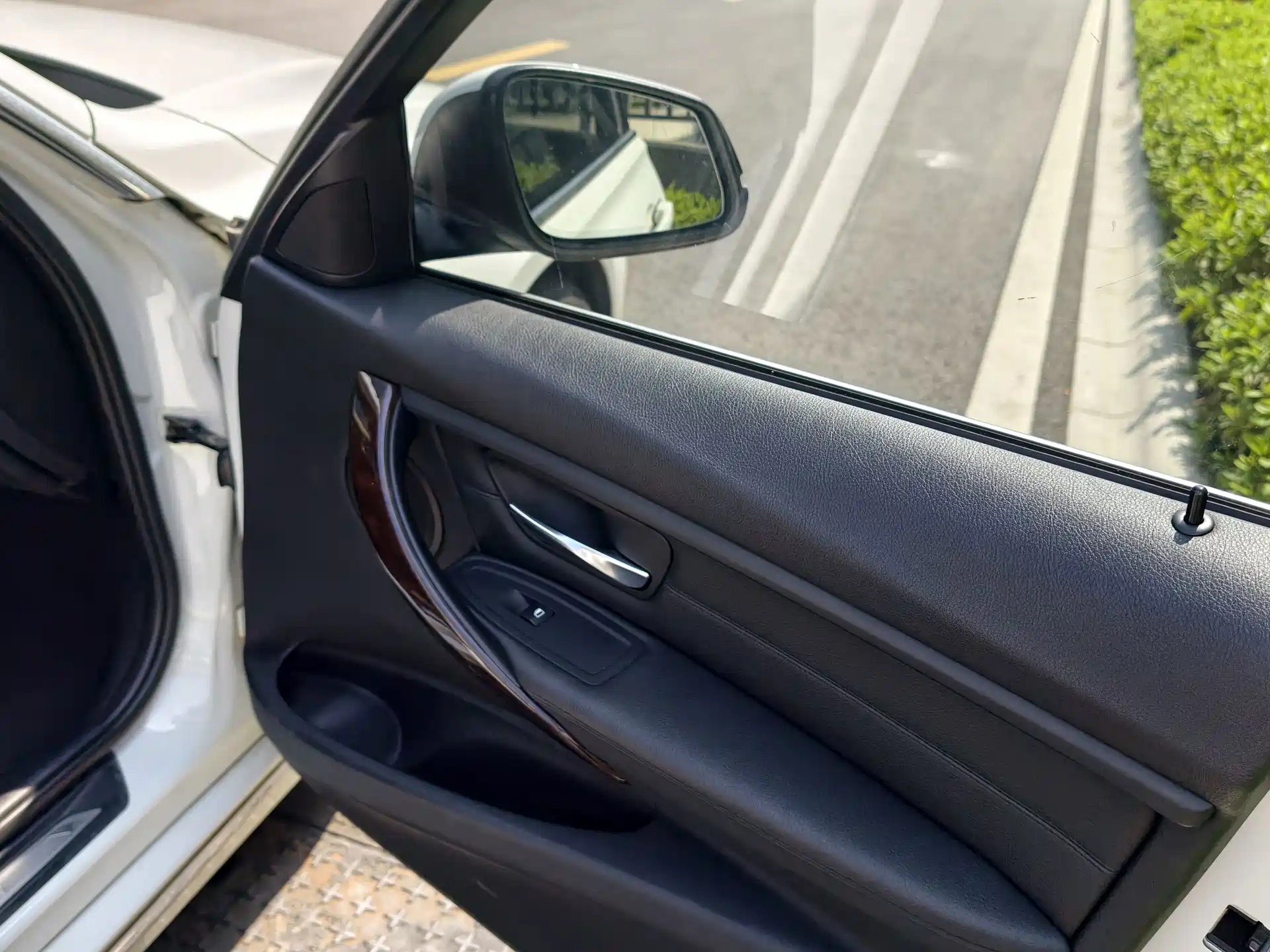 Фото 18 - BMW 3 Series
