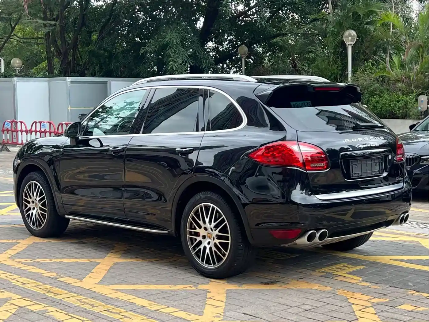 Porsche Cayenne 2011 Cayenne Turbo 4.8T фото 9