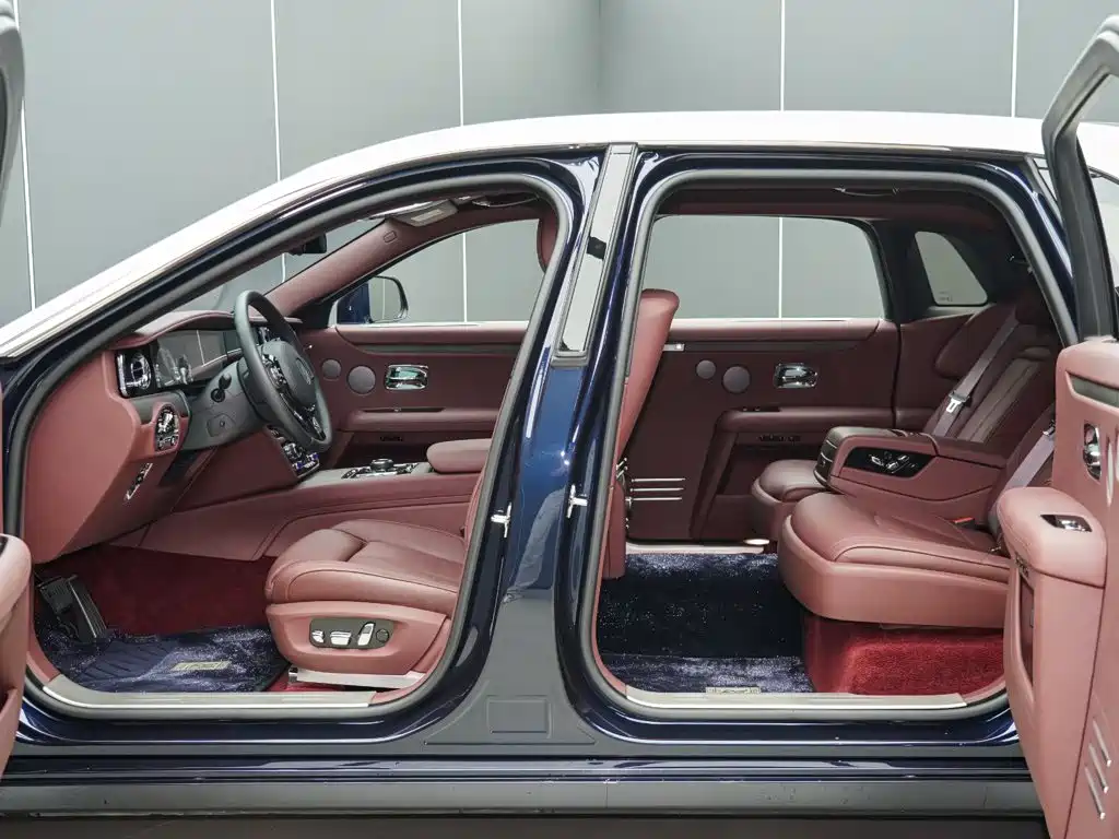Фото 12 - Rolls-Royce Ghost