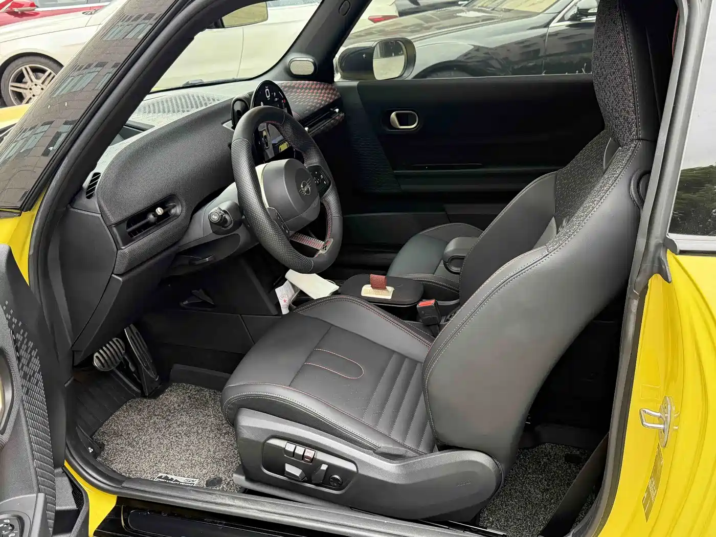 MINI JCW 2025 2025 JOHN COOPER WORKS