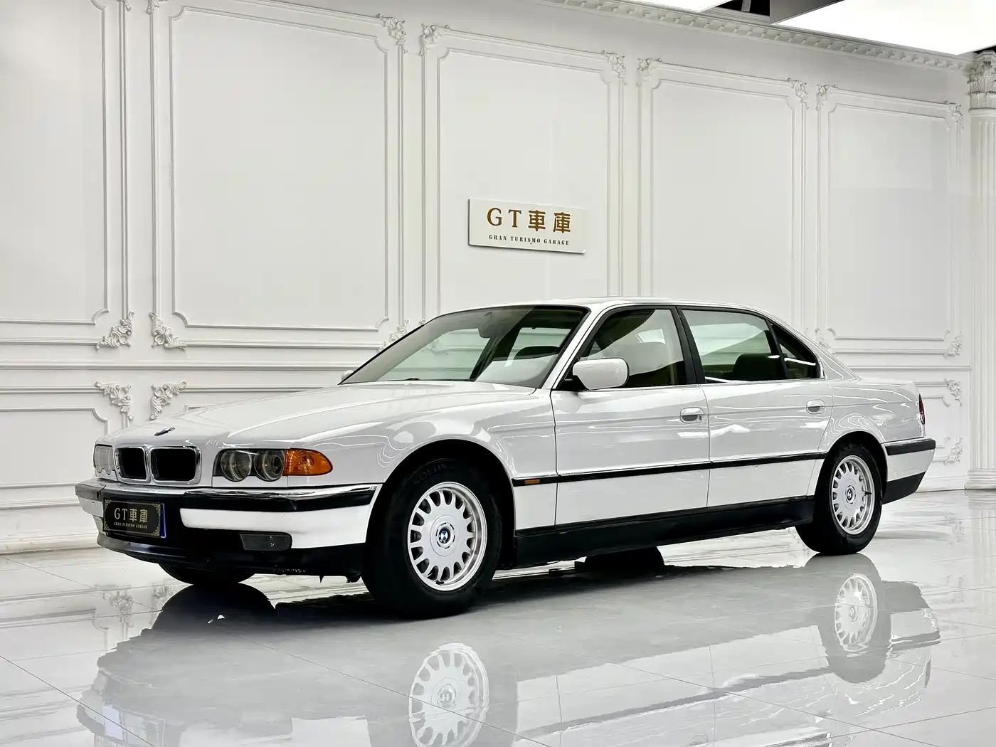 BMW 7 Series 2001