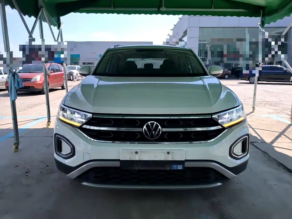 Volkswagen T-Roc, миниатюра 3