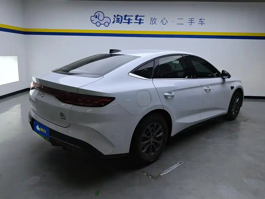 BYD Qin L 2025 DM-i Smart Drive Edition 80KM Leading фото 3