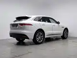 Photo 2 - Jaguar F-PACE