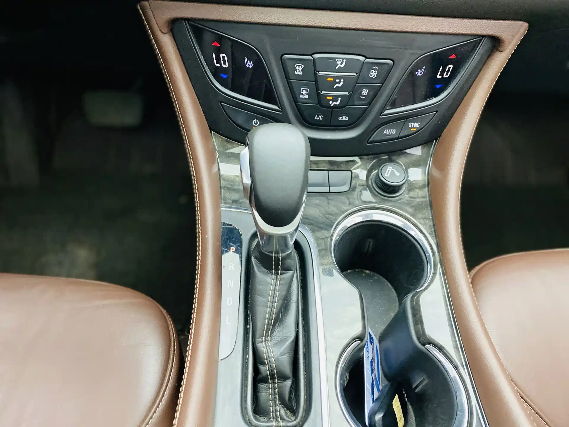 Фото 11 - Buick Envision Plus