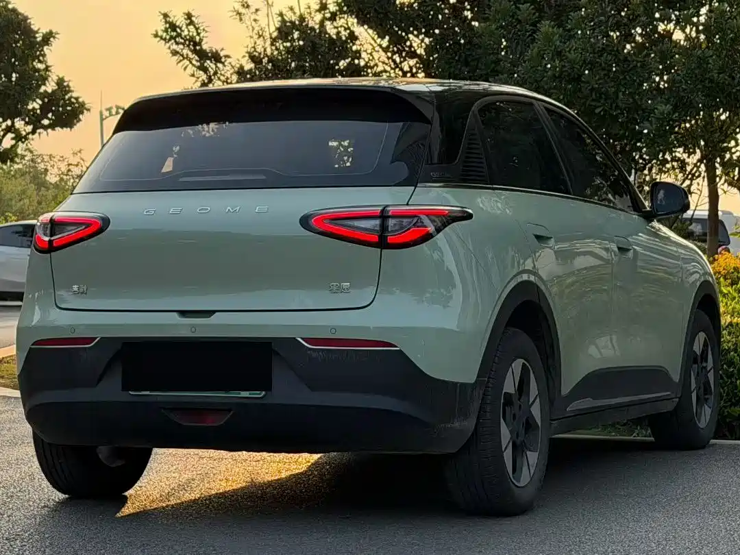 Geely Galaxy Starry Wish 2025 UP 410km Explorer Edition фото 9