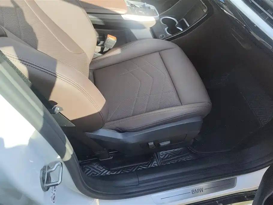 BMW X1 2024 sDrive25Li M Sport Package фото 8