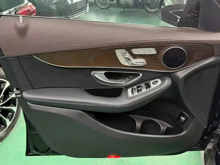 Mercedes-Benz GLC 2021 GLC 260 L 4MATIC Luxury фото 14