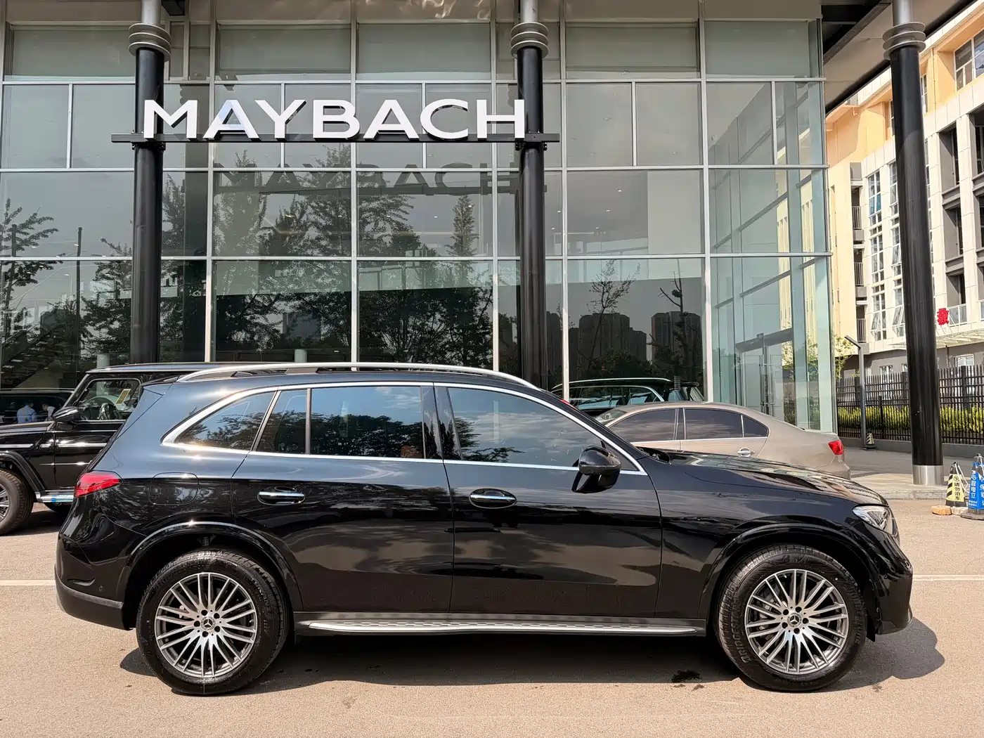 Mercedes-Benz GLC 2024 GLC 300 L 4MATIC Dynamic 5-seater фото 9