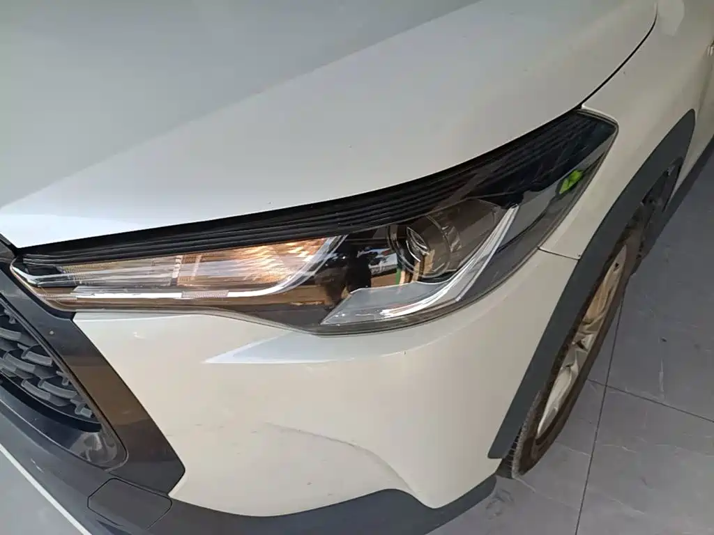 Фото 24 - Toyota Corolla Cross