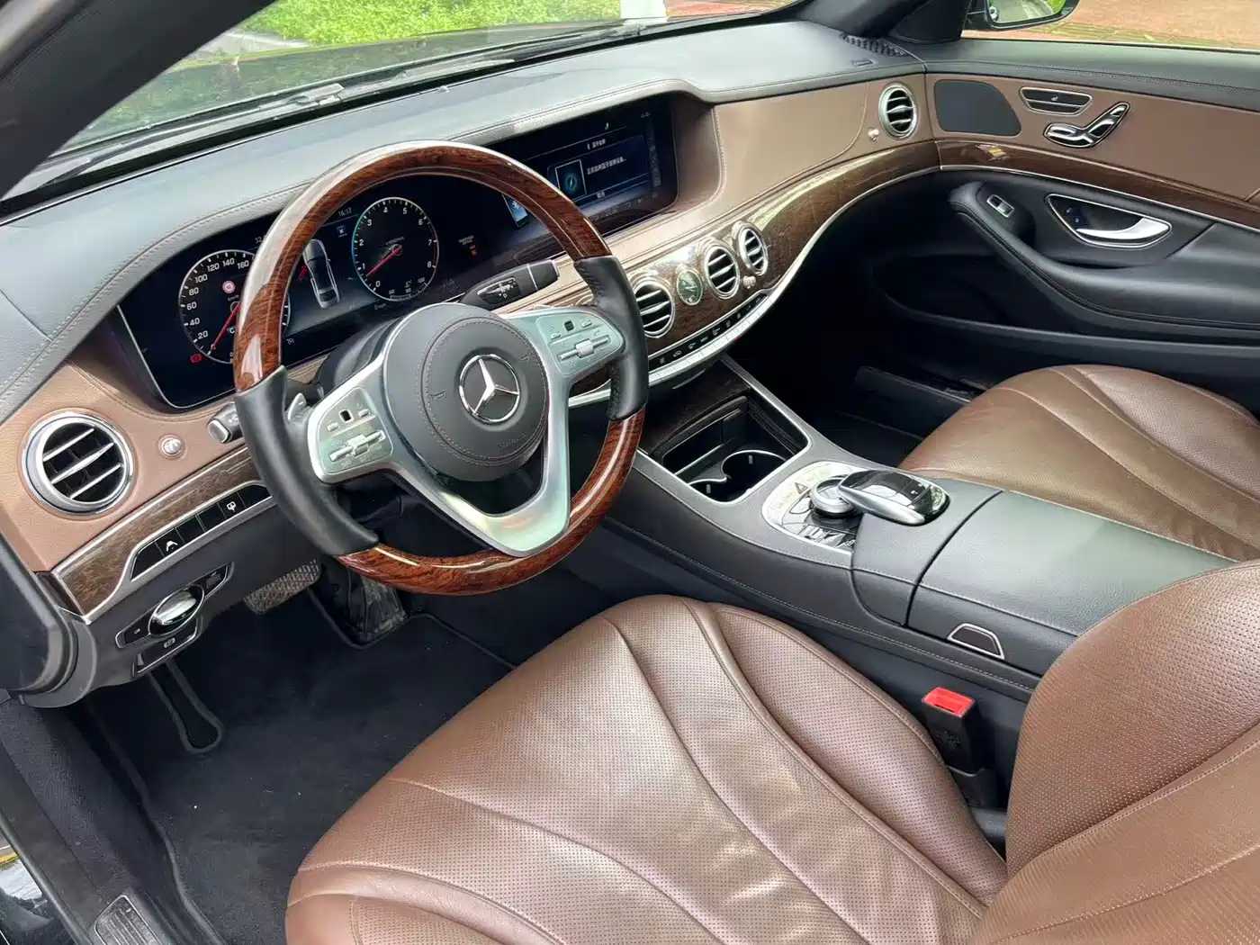 Фото 7 - Mercedes-Benz S-Class