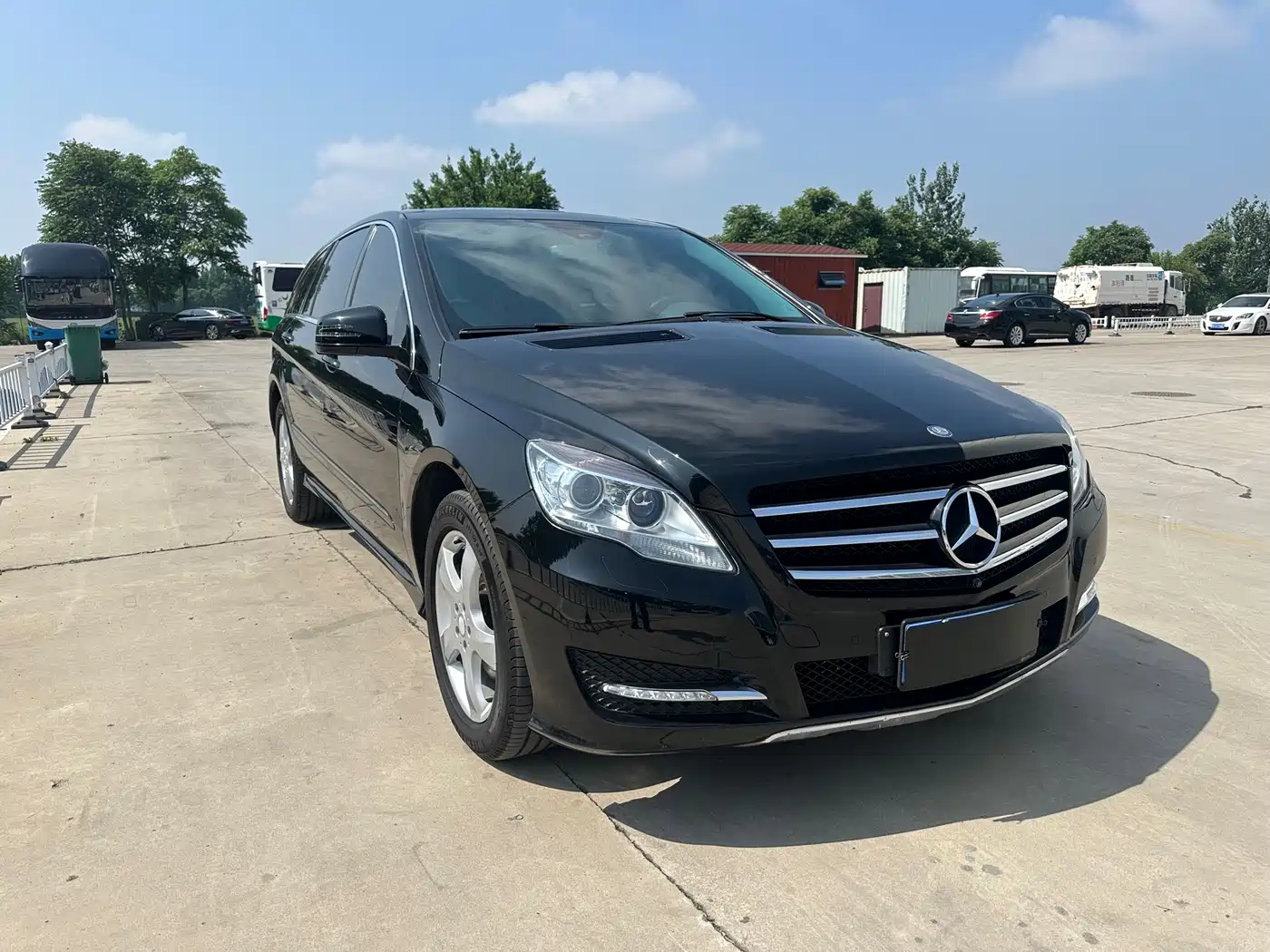 Mercedes-Benz R-Class 2015 R 320 4MATIC Luxury фото 2