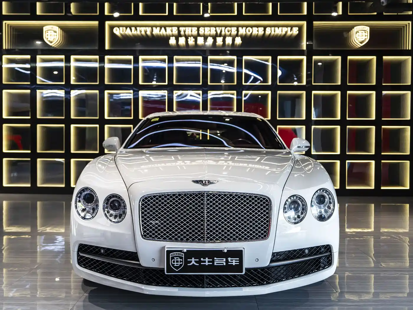 Bentley Flying Spur 2014 4.0T V8 Prestige Edition фото 2