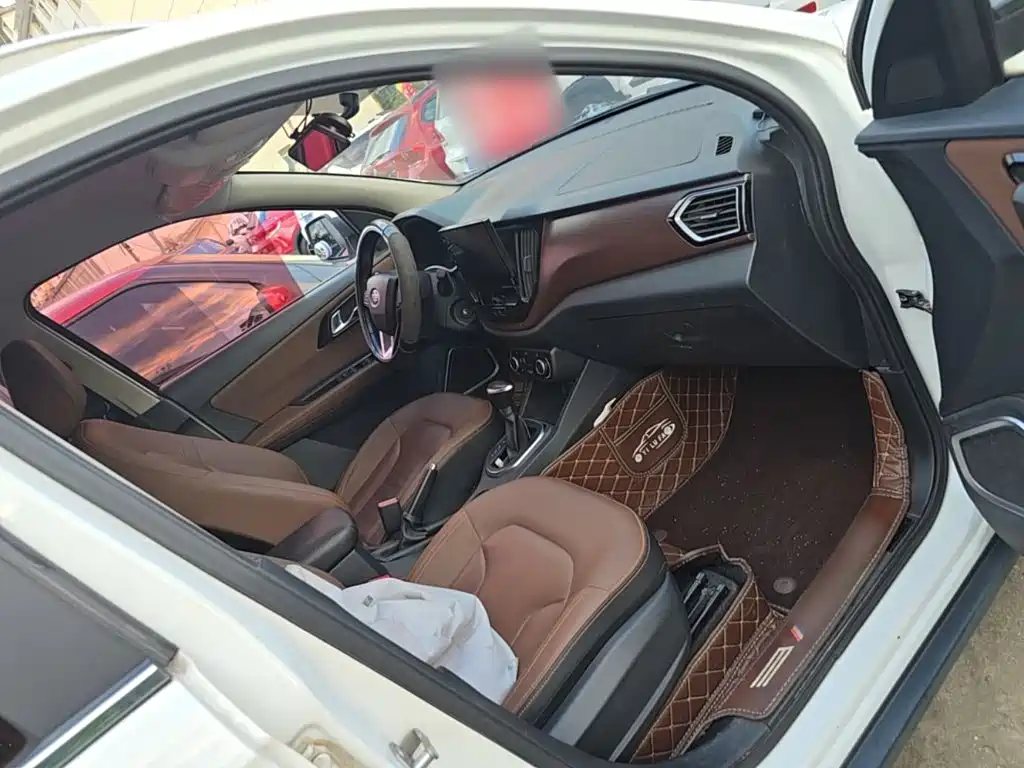 FAW Senya R7 2017 2016 1.6L Automatic Luxury