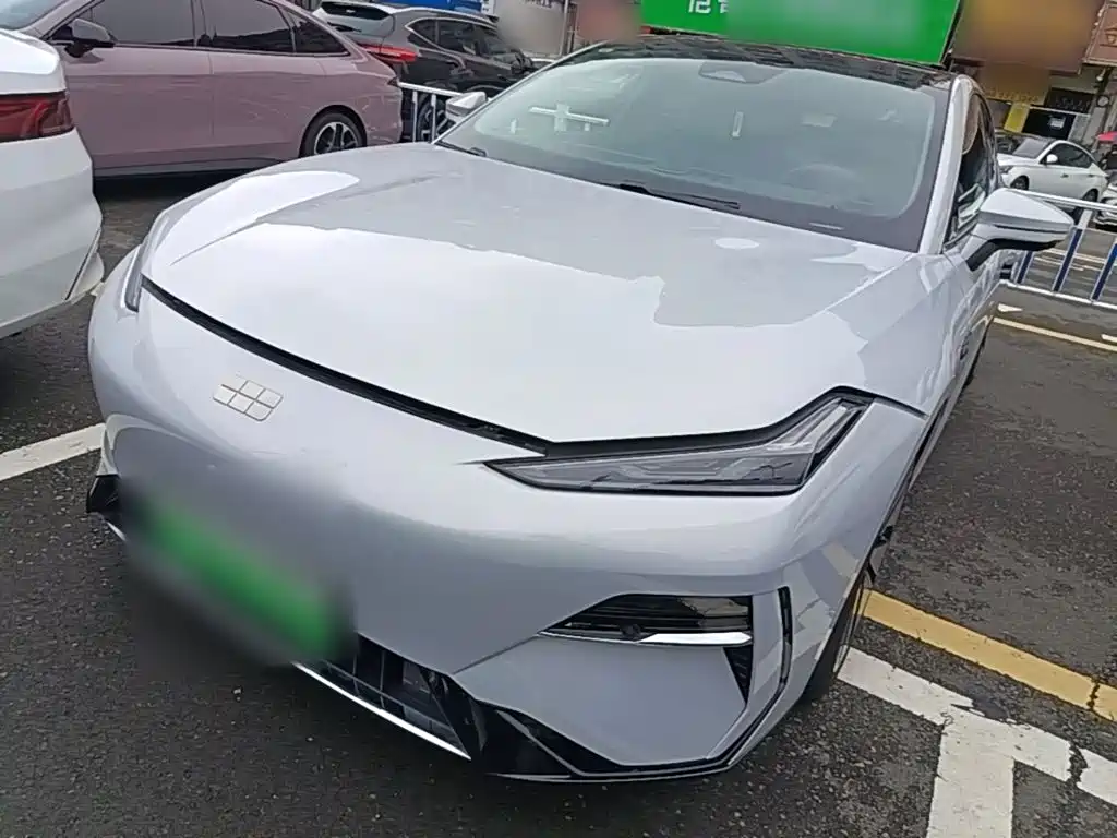 Geely Galaxy E8 2024 665km RWD Starship Voyager Edition