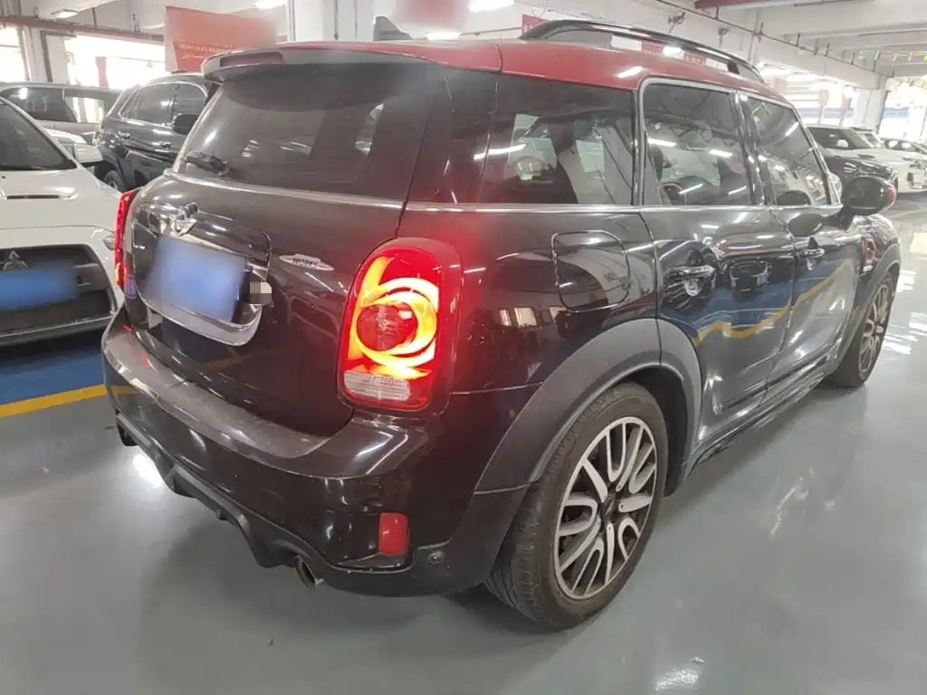 Photo 7 - MINI JCW COUNTRYMAN
